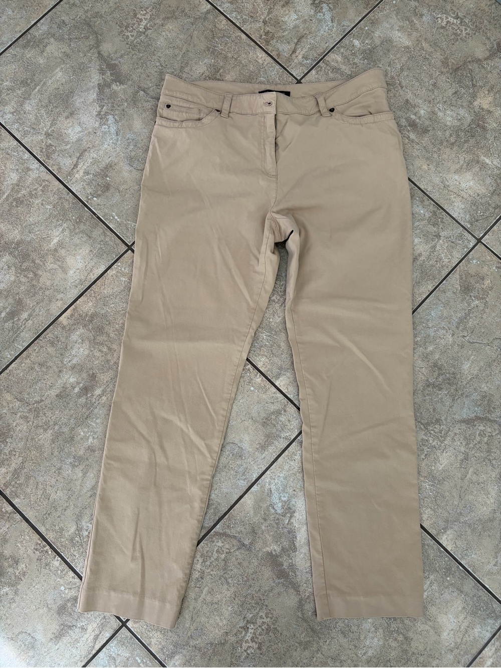 Women’s Straight-Leg Khaki Pants from Zac & Rachel - size 16